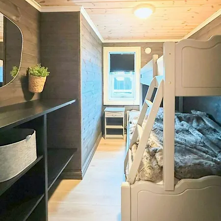 Modern At Strandafjellet סטראנדה