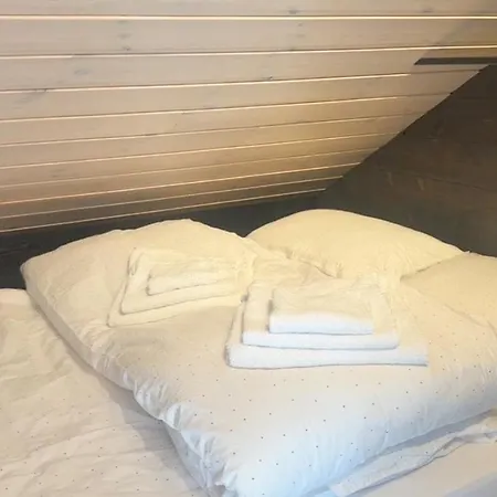 Modern At Strandafjellet סטראנדה